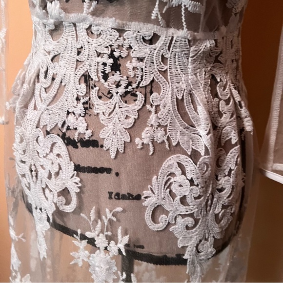 💚No brand sheer lace dress - Picture 5 of 7